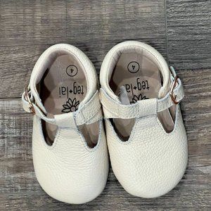 Teg+Lai Baby Girl Cream Beige Leather Mary Jane Shoes T-Strap Size 4